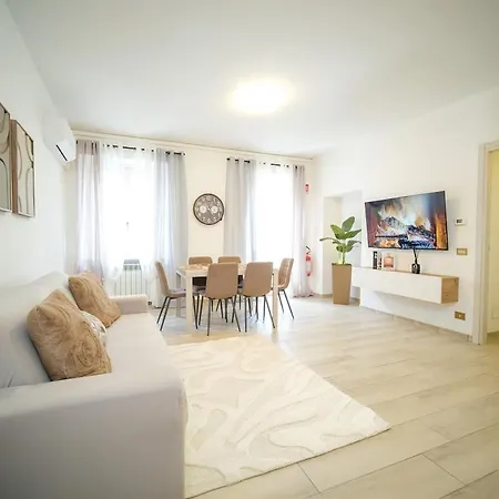 Casa Loren * Novara